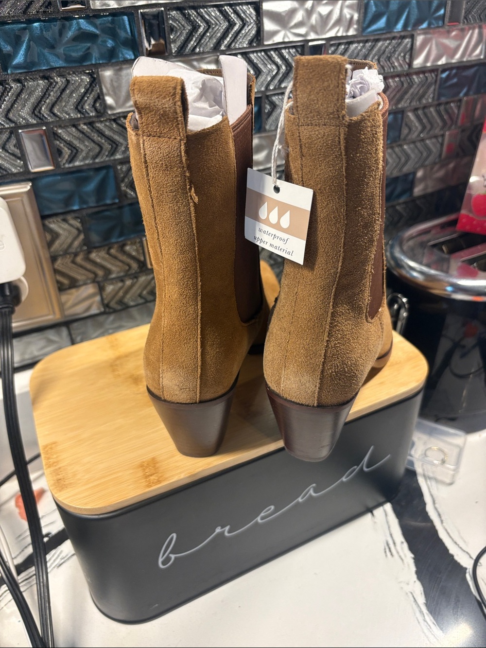 Dolce Vita Tan Suede Pointed Chelsea Ankle Boots - Picture 5 of 10